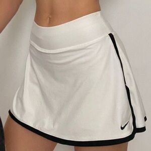 Nike Women's White Tennis Skort with Black Trim
